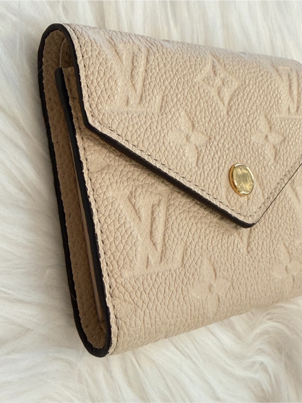 Louis Vuitton Beige Embossed Leather Small Envelope Wallet - Picture 5 of 10